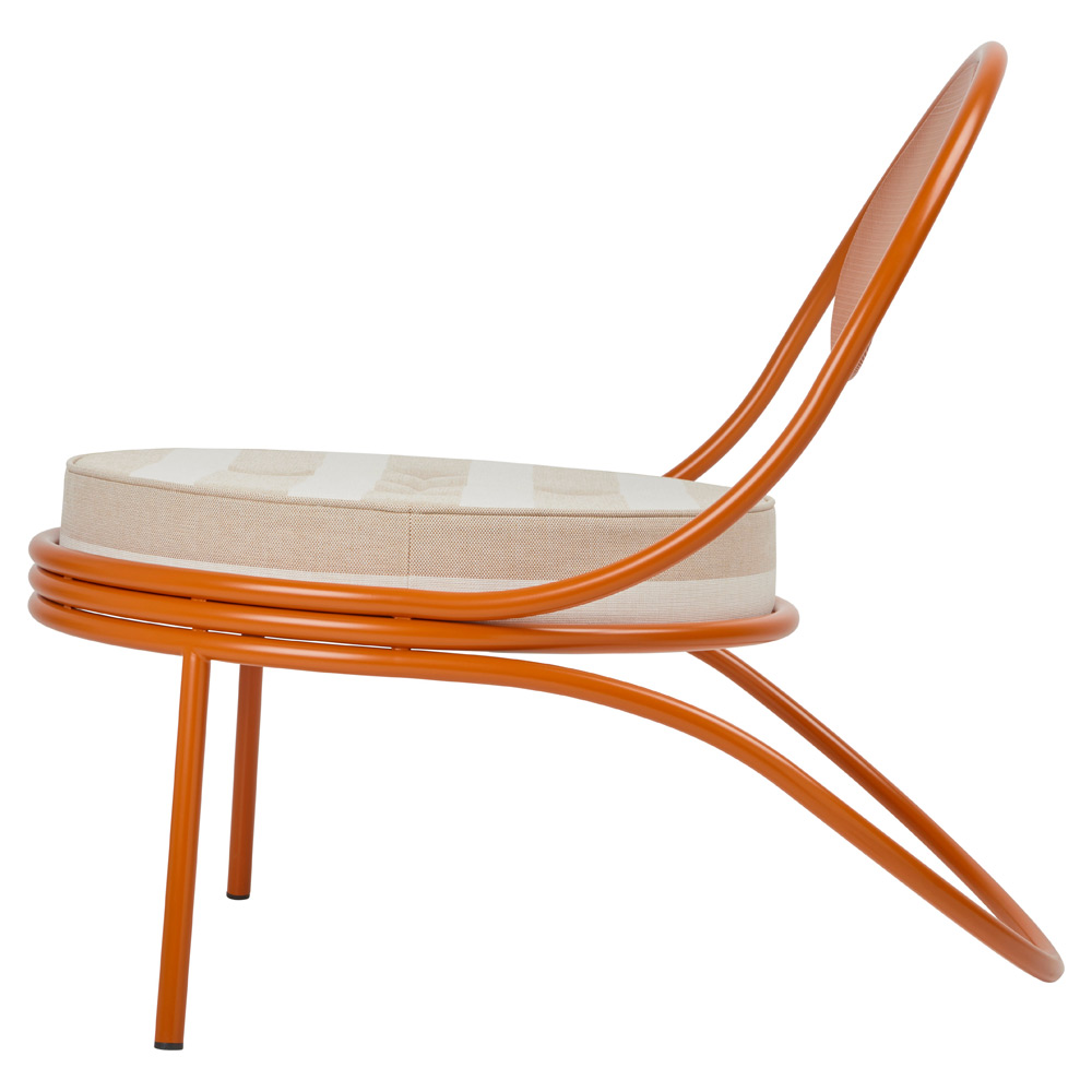 Copacabana Outdoor Lounge Chair - Leslie Stripe 040, International Orange Base