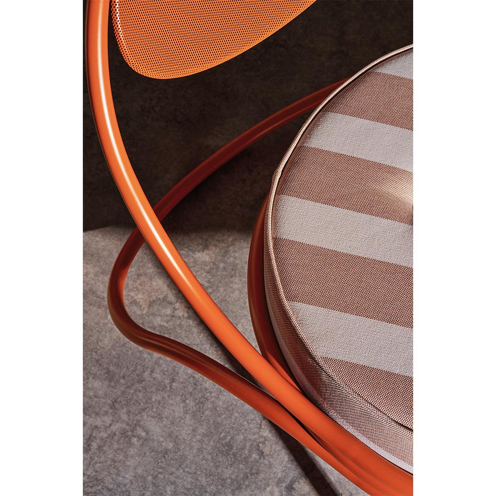 Copacabana Outdoor Lounge Chair - Leslie Stripe 040, International Orange Base