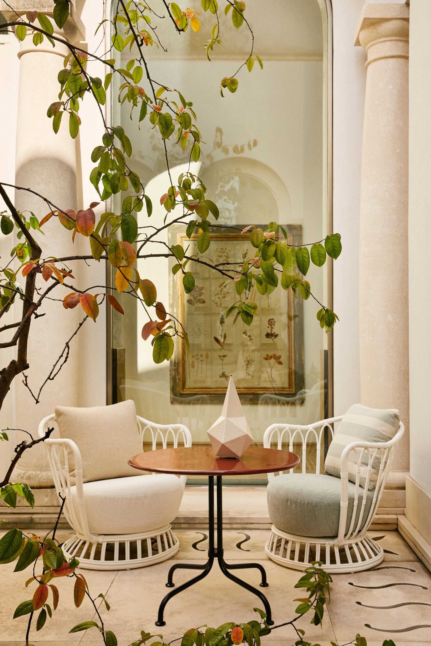 Grace Outdoor Lounge Chair