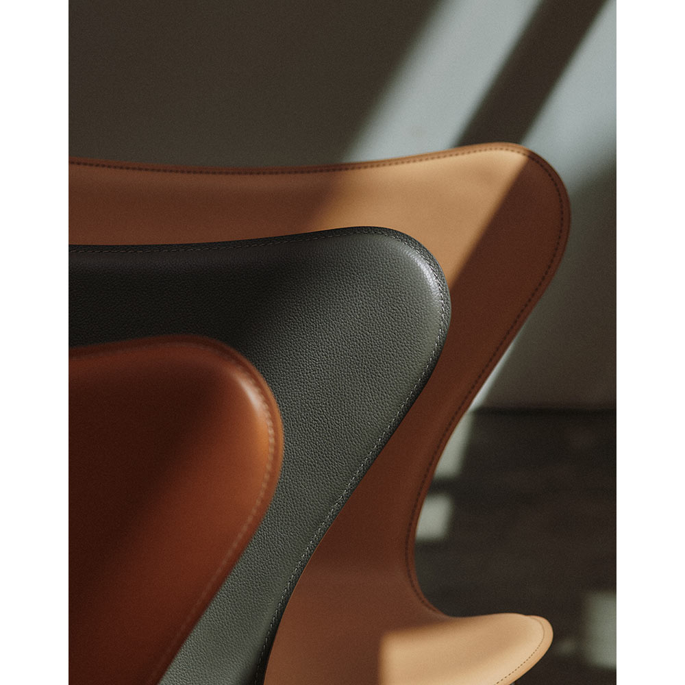 Series 7 Tailored Chair - Warm Ecru