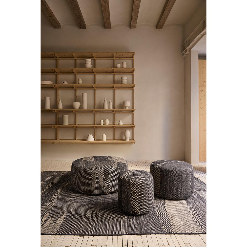 Wabisabi Pouf - Medium, Anthracite