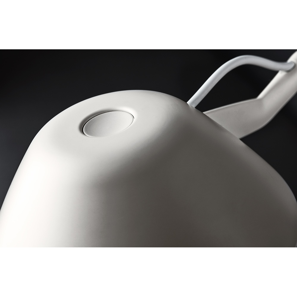 AQ01 Table Lamp - White