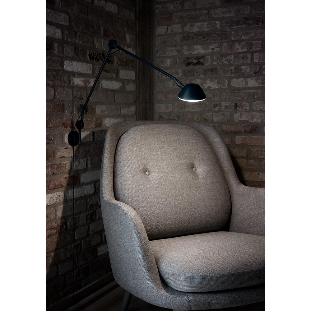 AQ01 Wall Lamp - Black | Rouse Home