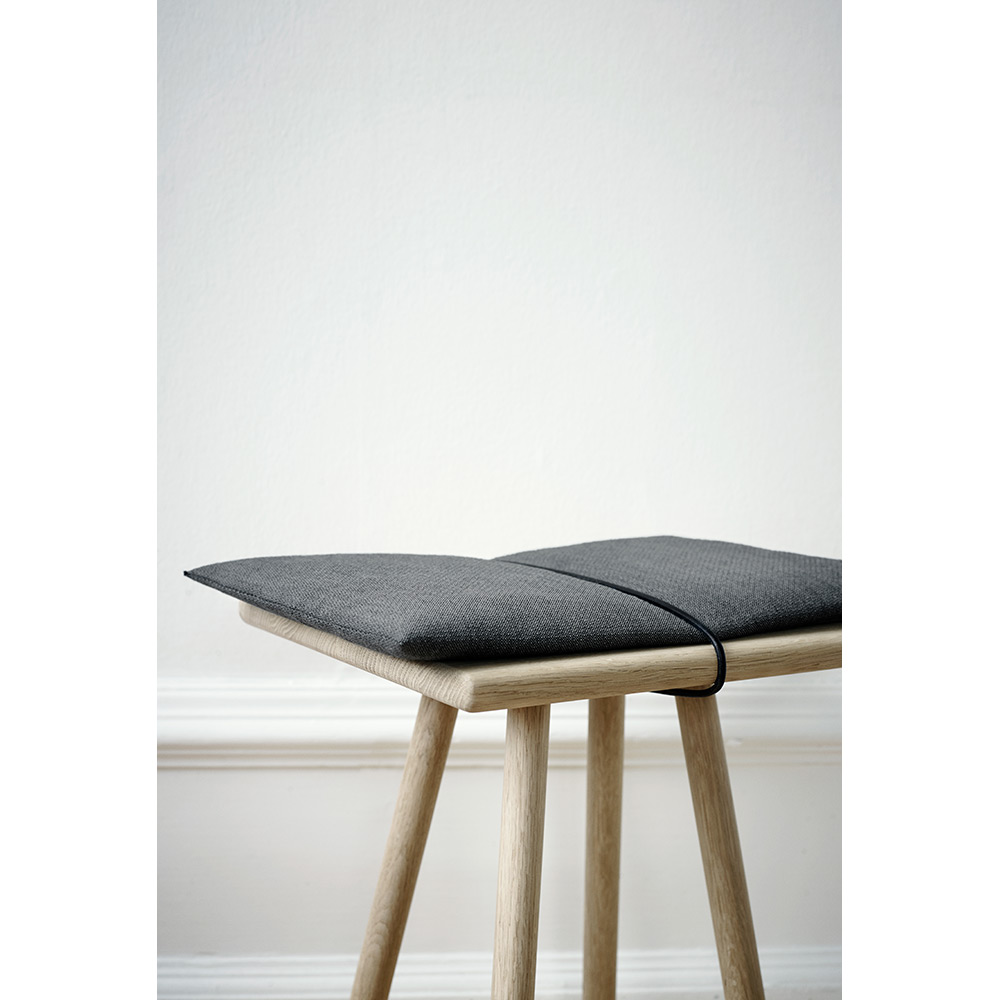 Georg Stool - Oak, Dark Gray