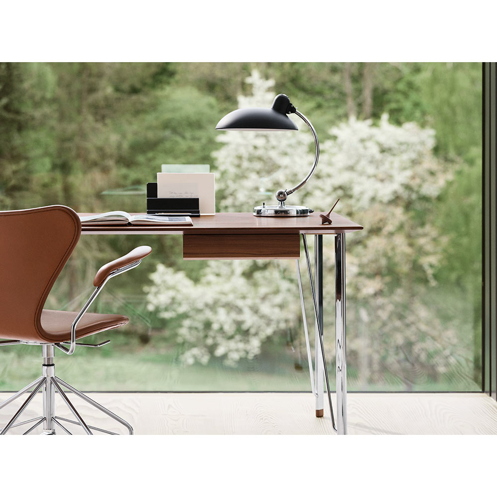 Kaiser Idell Luxus Table Lamp - Matte Black